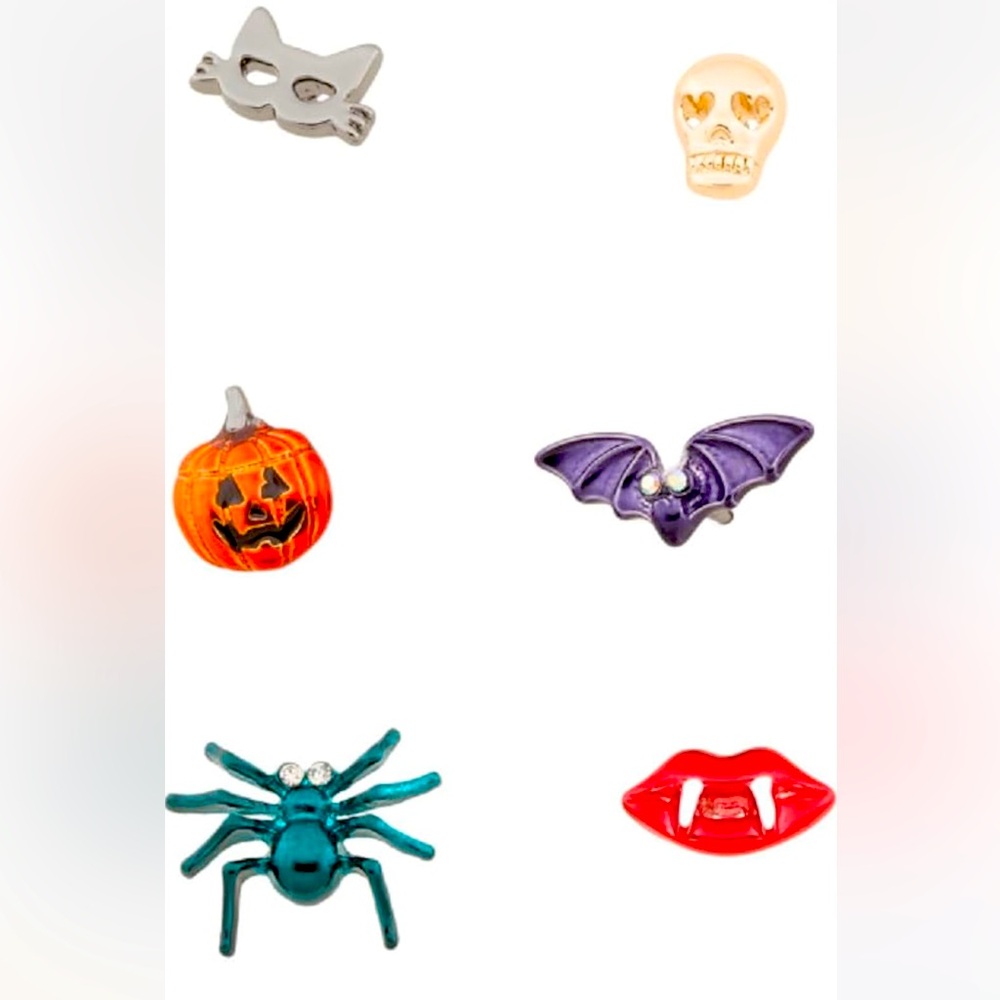 NWT Betsey Johnson -Glow in the dark- Halloween earrings